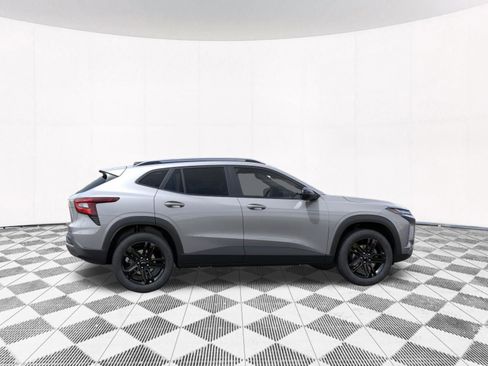 New 2026 Chevrolet Trax ACTIV w/ Driver Confidence Package FWD image 11