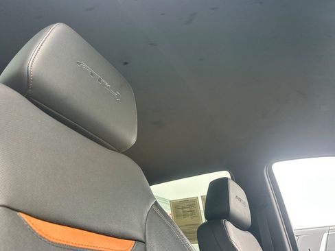 Used 2019 GMC Sierra 1500 AT4 w/ AT4 Premium Package image 17