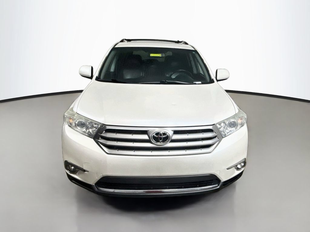 Used 2013 Toyota Highlander SE AWD/4WD image 2