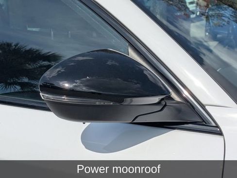 Used 2023 Alfa Romeo Stelvio Veloce image 11