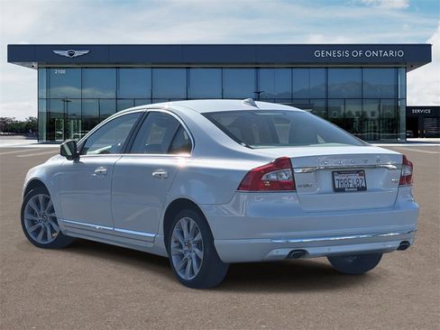 Used 2016 Volvo S80 T5 Platinum image 2