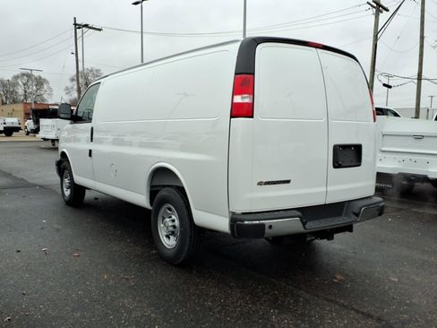 New 2025 Chevrolet Express 2500 w/ Driver Convenience Package RWD image 7
