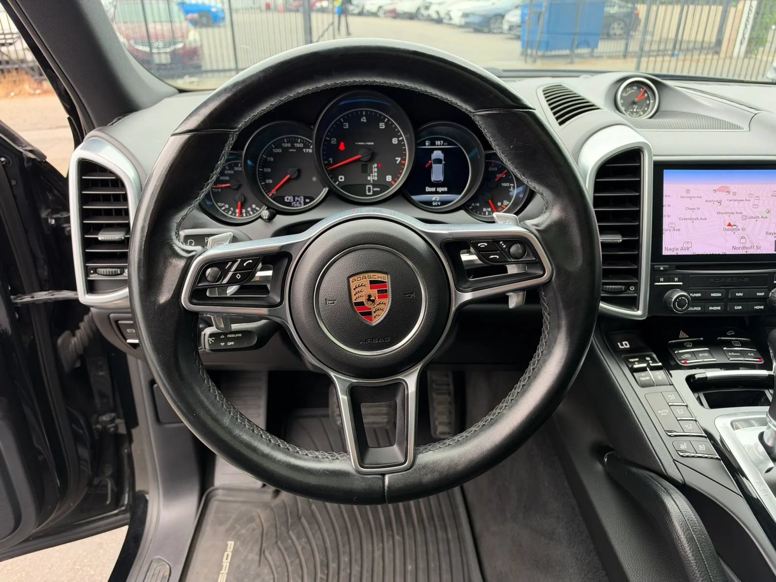 Used 2017 Porsche Cayenne AWD/4WD image 44