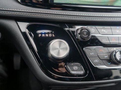 New 2026 Chrysler Pacifica Select image 24