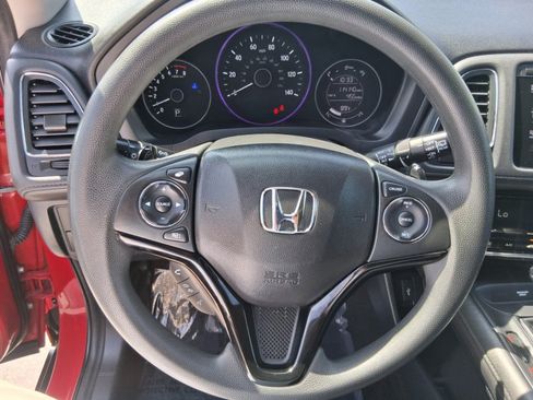 Used 2017 Honda HR-V EX image 14