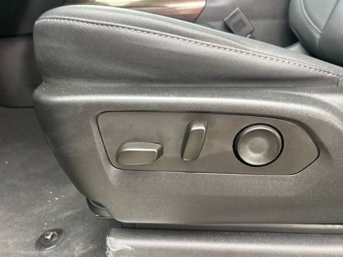 Used 2023 Chevrolet Silverado 1500 RST w/ Convenience Package II image 16