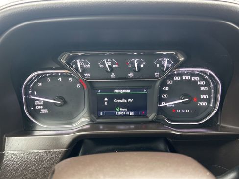 Used 2019 GMC Sierra 1500 SLT image 34