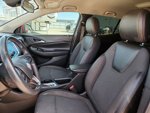 Used 2020 Buick Encore GX Select w/ Sport Touring Package image 12