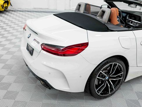 Used 2022 BMW Z4 M40i w/ Premium Package RWD image 28