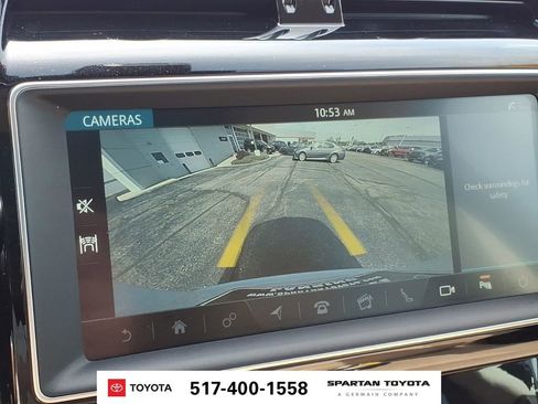 Used 2020 Jaguar F-PACE Prestige AWD/4WD image 25