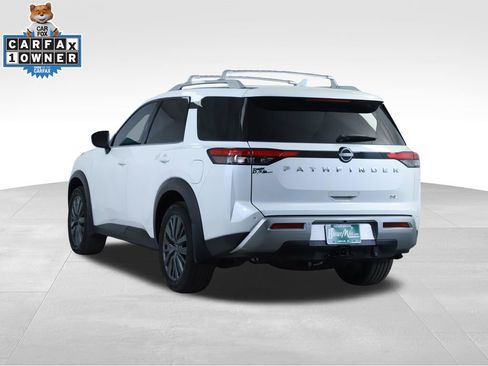 Used 2025 Nissan Pathfinder SL w/ SL Premium Package image 10