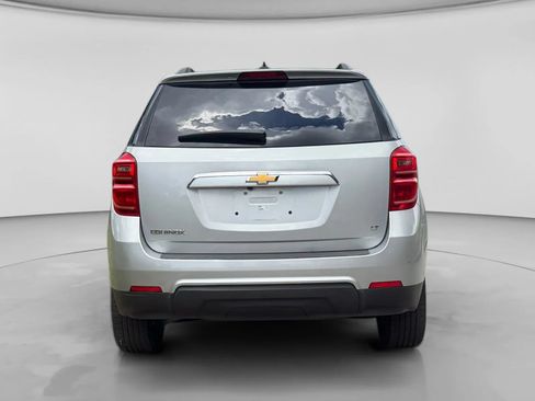 Used 2017 Chevrolet Equinox LT w/ Convenience Package FWD image 4