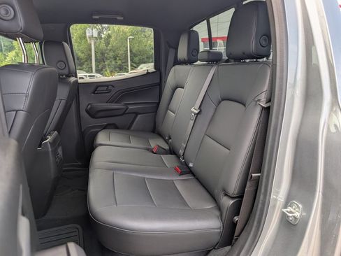 Used 2025 Chevrolet Colorado Trail Boss AWD/4WD image 27