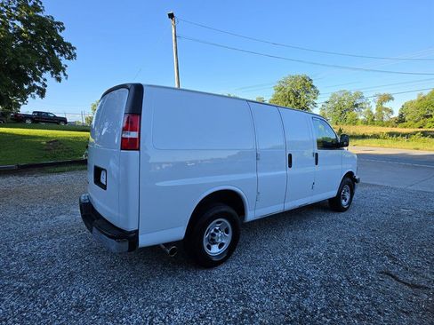 Used 2020 Chevrolet Express 2500 w/ Driver Convenience Package RWD image 4