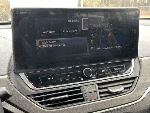 Certified 2024 Nissan Altima 2.5 SV w/ SV Premium Package image 4