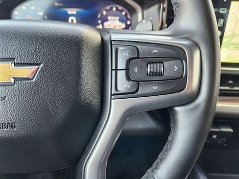 Used 2025 Chevrolet Silverado 1500 LTZ image 38