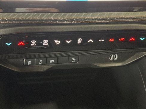 New 2026 Jeep Cherokee Limited AWD/4WD image 16
