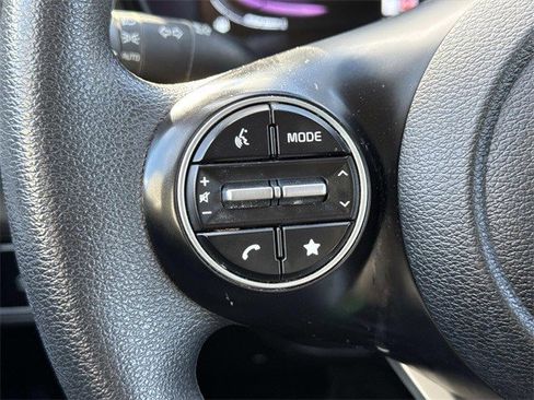 Certified 2023 Kia Soul LX w/ LX Technology Package image 24