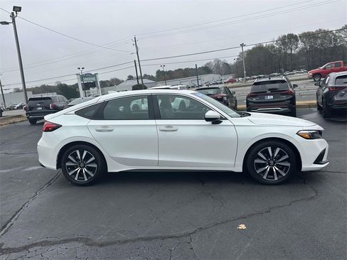 Certified 2022 Honda Civic EX-L image 27