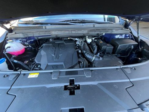 Used 2026 Kia Carnival FWD image 35
