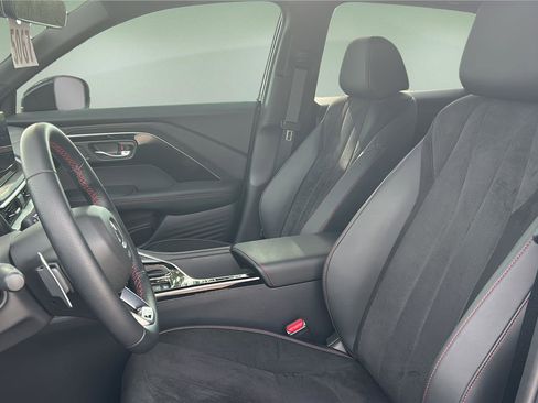 Certified 2025 Acura ADX A-Spec image 12