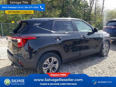 Used 2024 Kia Seltos LX AWD/4WD image 4