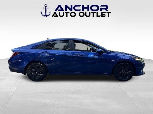 Used 2021 Hyundai Elantra SEL FWD image 9