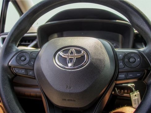 Used 2024 Toyota Corolla LE FWD image 12
