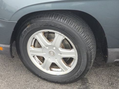 Used 2005 Chrysler Pacifica AWD w/ Cargo Convenience Group image 18