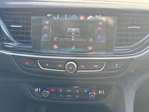 Used 2018 Buick Regal Essence w/ Driver Confidence Package #1 AWD/4WD image 30