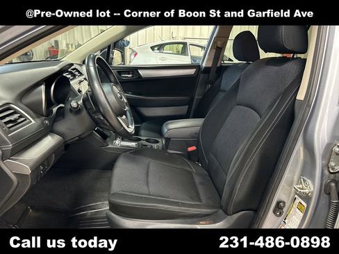 Used 2018 Subaru Outback 2.5i Premium image 13