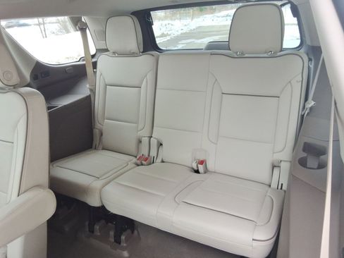 Used 2021 GMC Yukon Denali w/ Denali Premium Package image 31