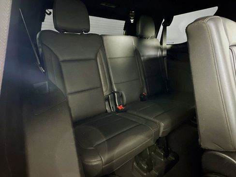 Used 2022 Chevrolet Tahoe Z71 AWD/4WD image 14