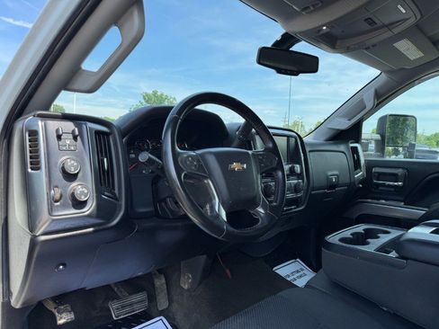 Used 2016 Chevrolet Silverado 3500 LT AWD/4WD image 14