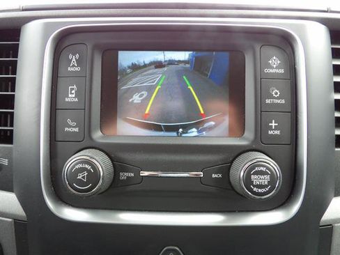 Used 2018 RAM 1500 Express image 19