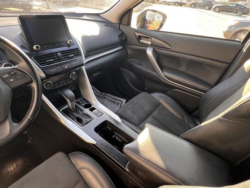 Used 2022 Mitsubishi Eclipse Cross SE image 15