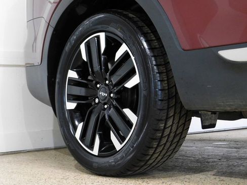 Used 2023 Kia Telluride SX X-Line image 7