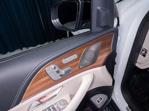 New 2026 Mercedes-Benz GLS 63 AMG 4MATIC image 12