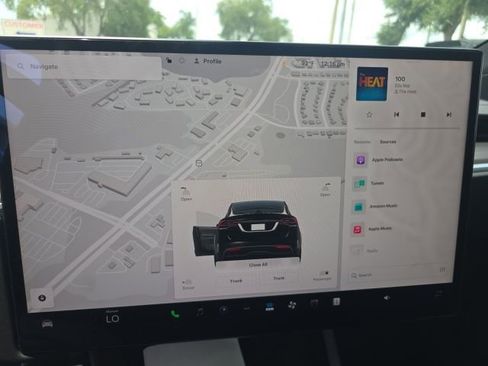 Used 2024 Tesla Model X AWD/4WD image 24