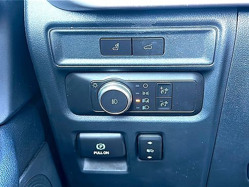 Used 2022 Ford Expedition Max XLT RWD image 38