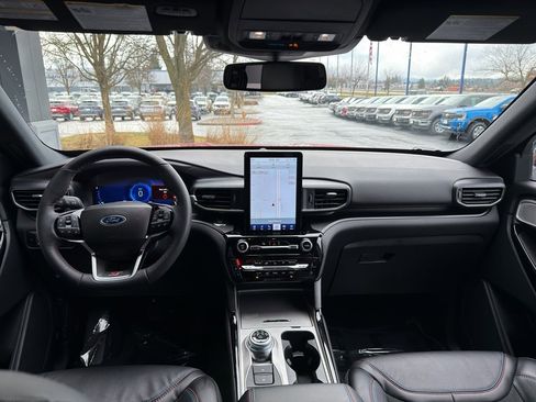 Certified 2023 Ford Explorer ST w/ Equipment Group 401A image 31