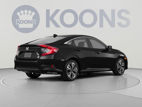 Used 2017 Honda Civic EX image 4