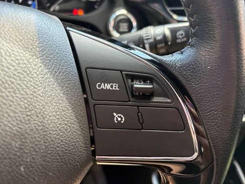 Used 2018 Mitsubishi Outlander SE FWD image 28