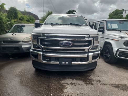 Used 2021 Ford F250 Lariat w/ Lariat Ultimate Package AWD/4WD image 2