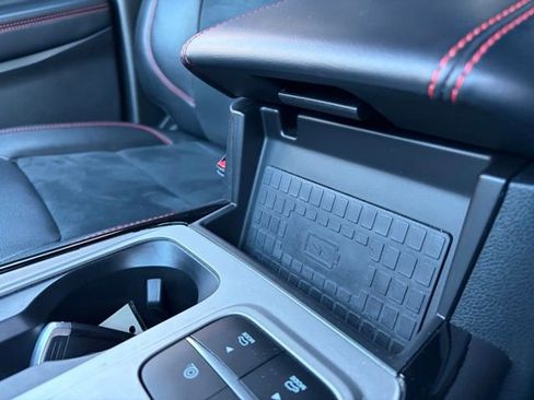 Certified 2022 Ford Explorer ST-Line w/ Class IV Trailer Tow Package image 24