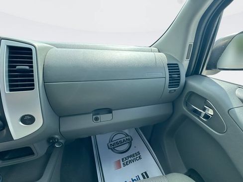 Used 2019 Nissan Frontier SV RWD image 18