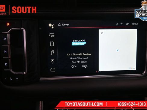 Used 2024 GMC Yukon Denali AWD/4WD image 18