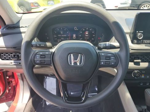 Certified 2025 Honda Accord LX image 27