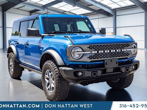 Used 2025 Ford Bronco Badlands AWD/4WD image 22