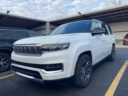 Used 2023 Jeep Grand Wagoneer 4WD image 18